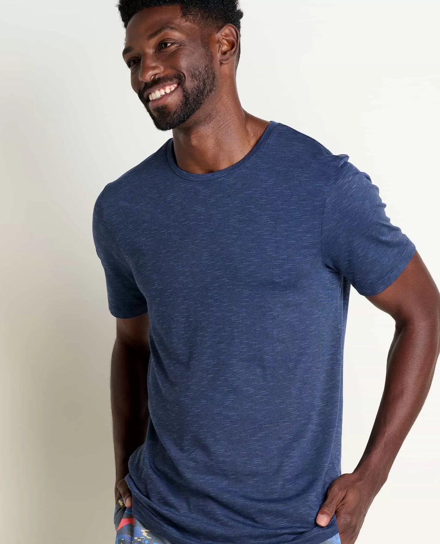 Men's Long Sleeve Crew Neck T-Shirt | Soft Cotton Casual Everyday Basic Tee